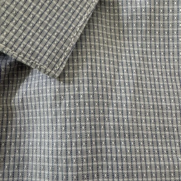 THEORY Men's DOVER SPR Dobby Grid Winter Sky Button Down Shirt NWT - Picture 2 of 5